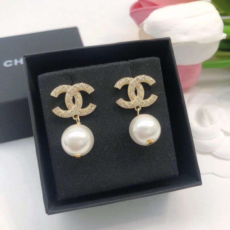 Sustainable Chanel Earrings 222630