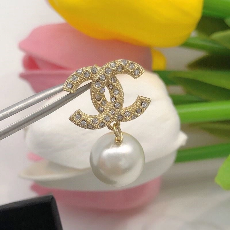 Sustainable Chanel Earrings 222630