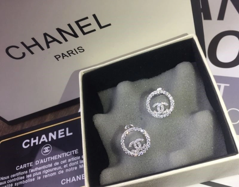 Chanel Earrings Fashionable 222559