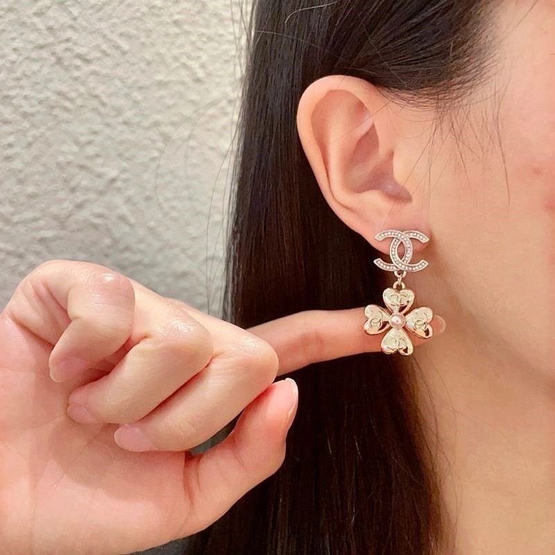 Stylish Chanel Earrings 222546