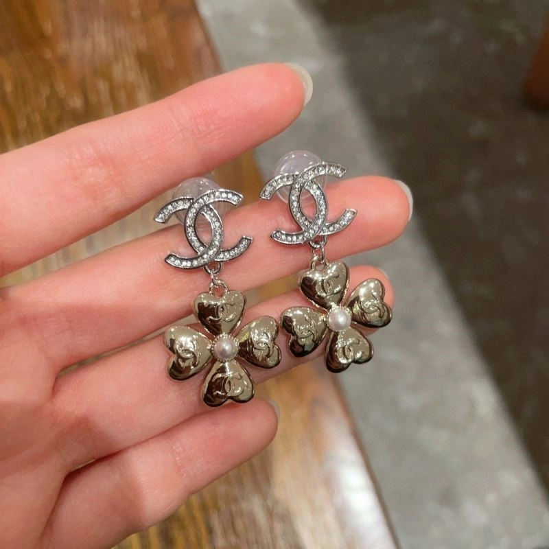 Stylish Chanel Earrings 222546