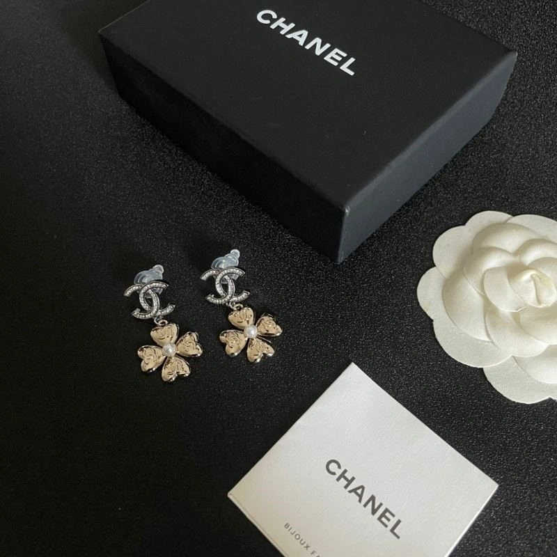 Stylish Chanel Earrings 222546