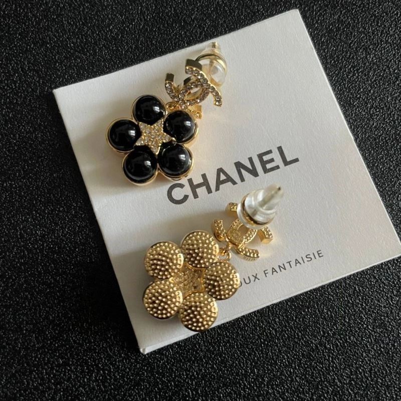 Chanel Earrings Comfortable 222532