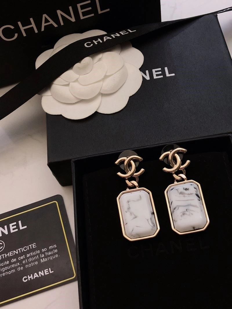 Casual Chanel Earrings 222537