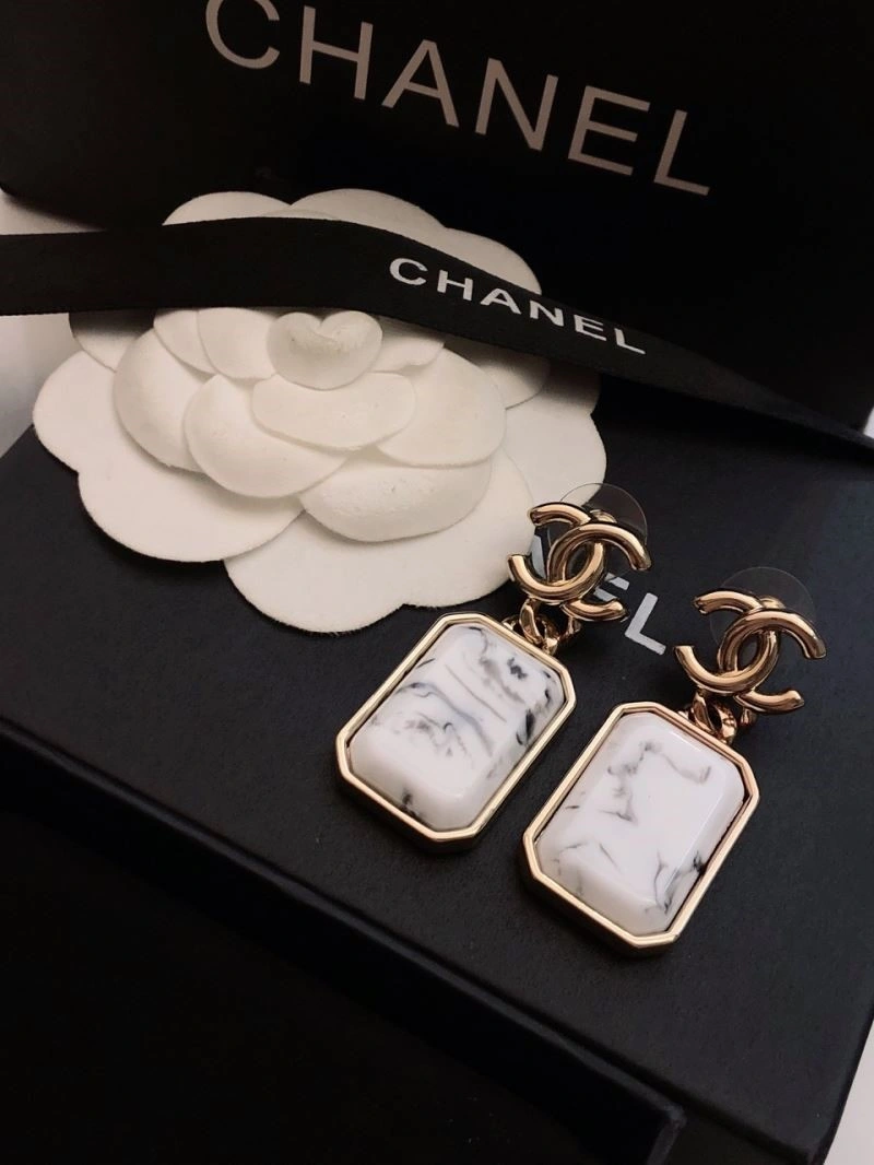 Casual Chanel Earrings 222537