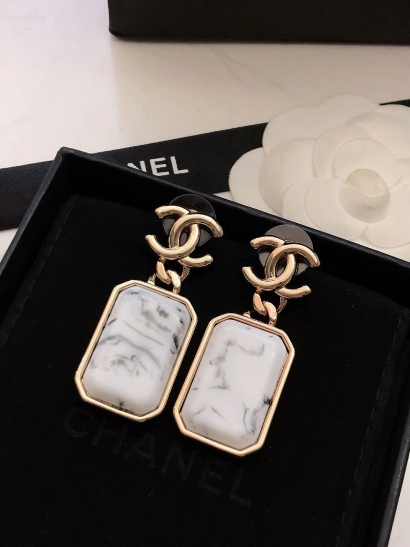 Casual Chanel Earrings 222537