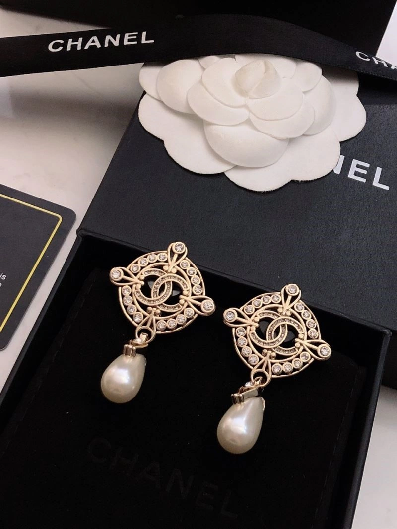 Affordable Chanel Earrings 222521