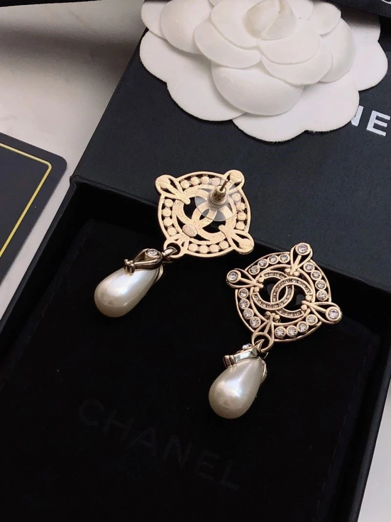 Affordable Chanel Earrings 222521
