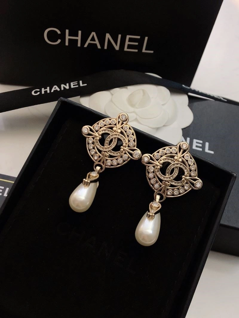 Affordable Chanel Earrings 222521