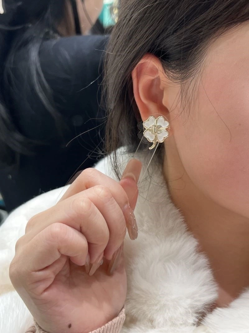 Chanel Earrings Breathable 222544