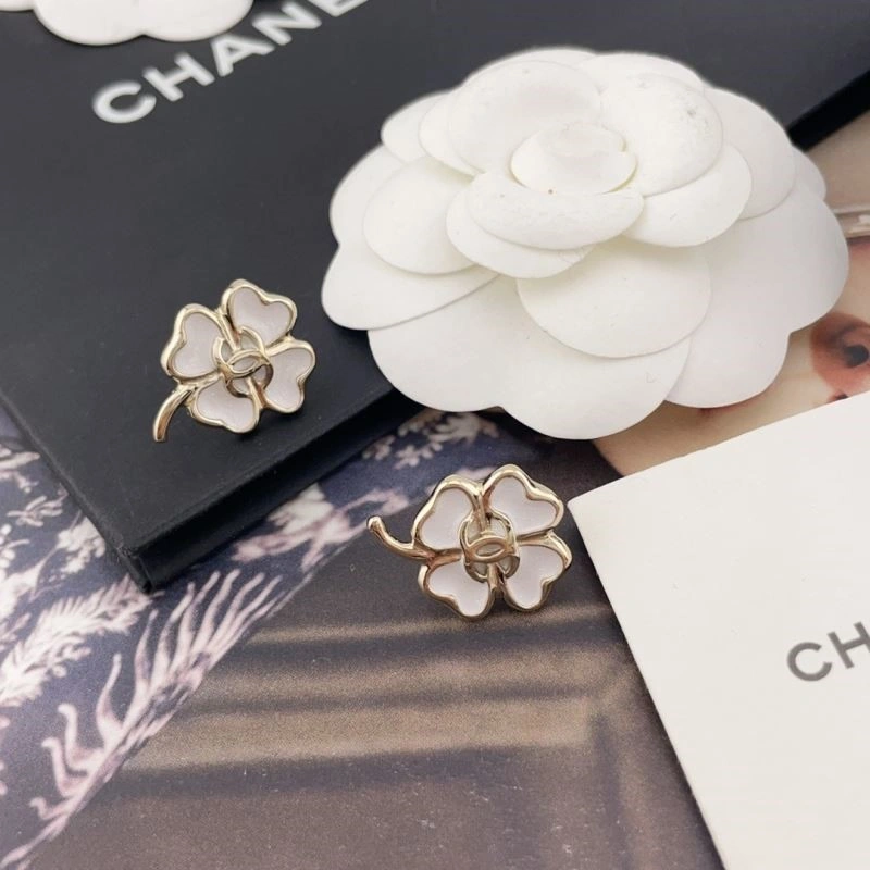 Chanel Earrings Efficient 222530