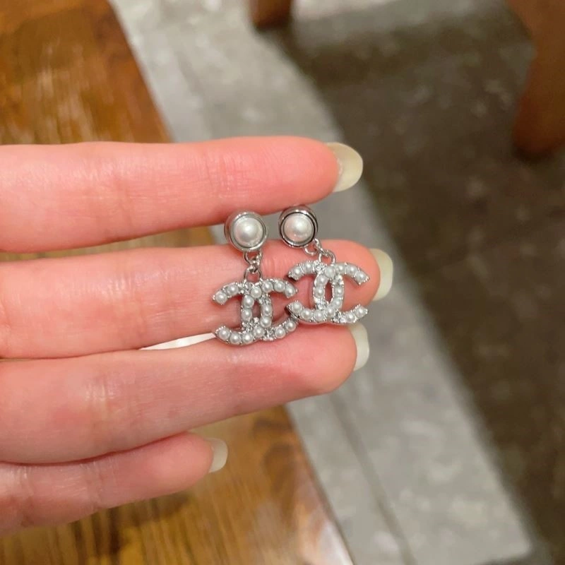 Chanel Earrings Vibrant 222494