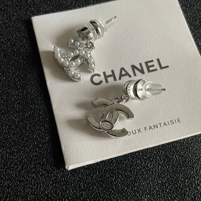 Chanel Earrings Vibrant 222494
