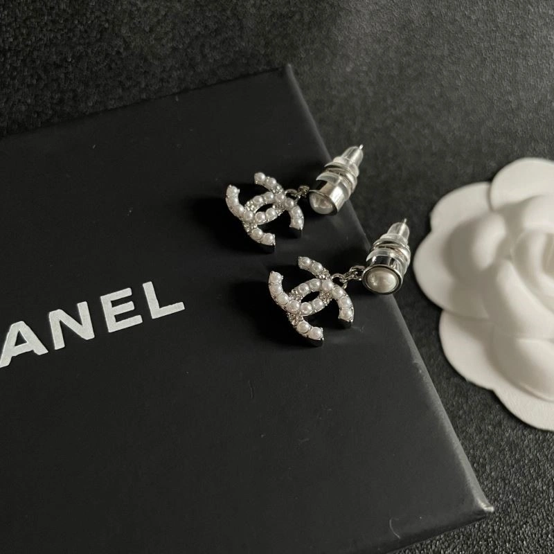 Chanel Earrings Vibrant 222494