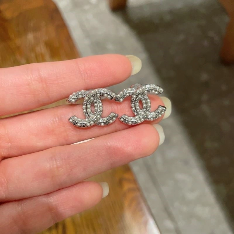 Practical Chanel Earrings 222508