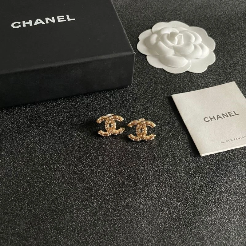Modern Chanel Earrings 222511