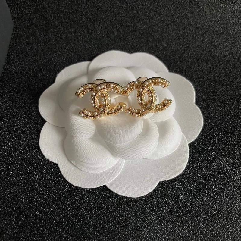 Modern Chanel Earrings 222511