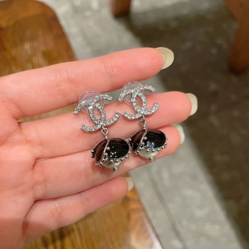Chanel Earrings Resilient 222496