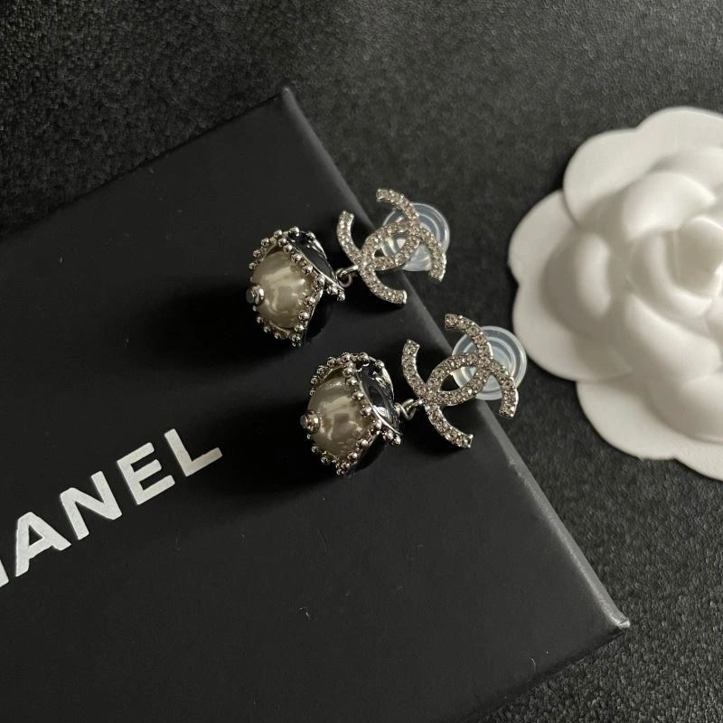 Chanel Earrings Resilient 222496