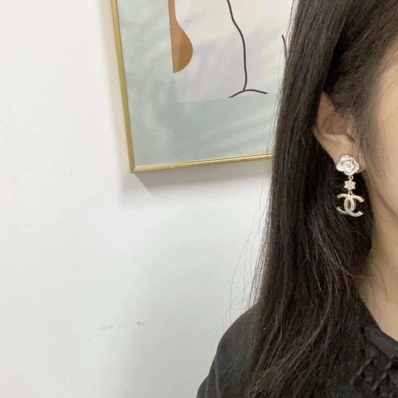 Cozy Chanel Earrings 222502