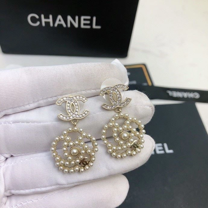 MoistureWicking Chanel Earrings 222489