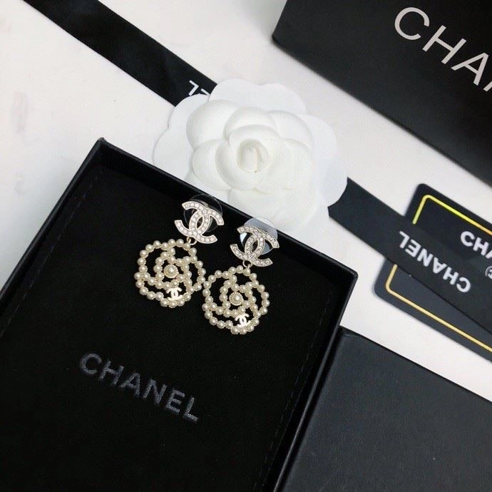 MoistureWicking Chanel Earrings 222489