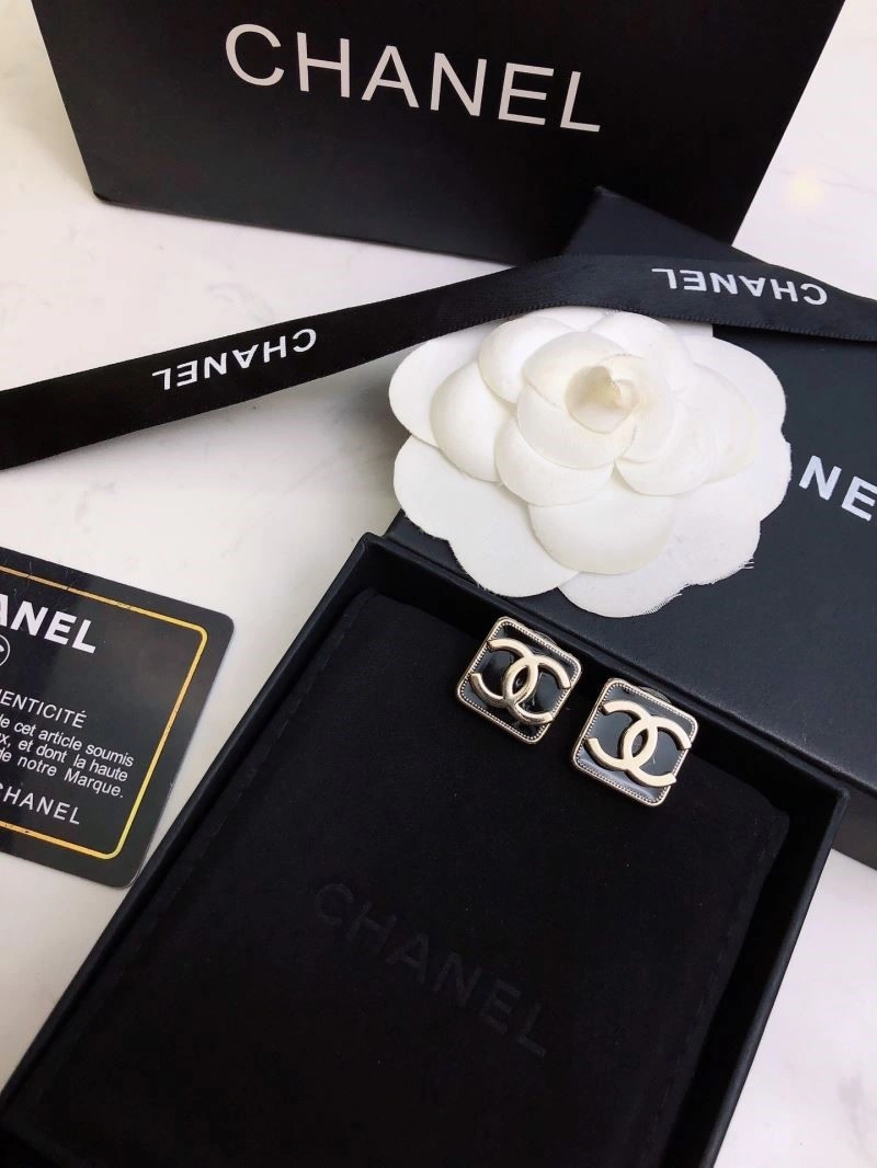 HighPerformance Chanel Earrings 222479