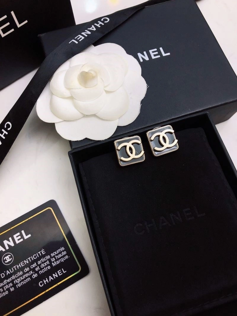 HighPerformance Chanel Earrings 222479