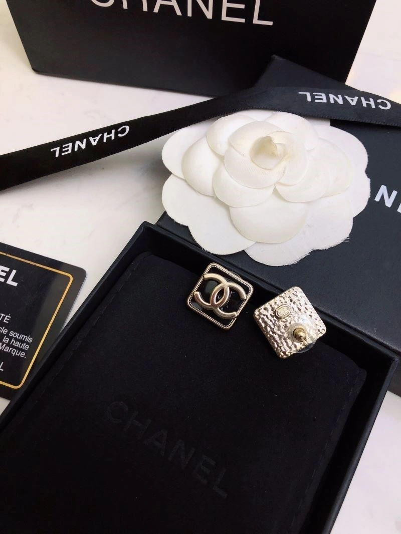 HighPerformance Chanel Earrings 222479