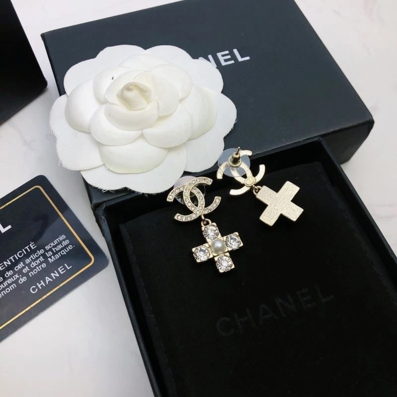 Chanel Earrings Neat 222481
