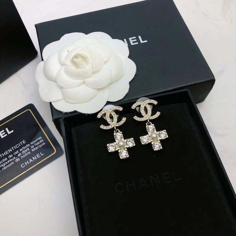 Chanel Earrings Neat 222481