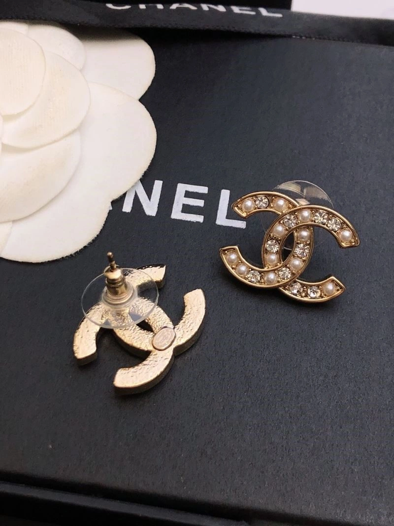 Vibrant Chanel Earrings 222487