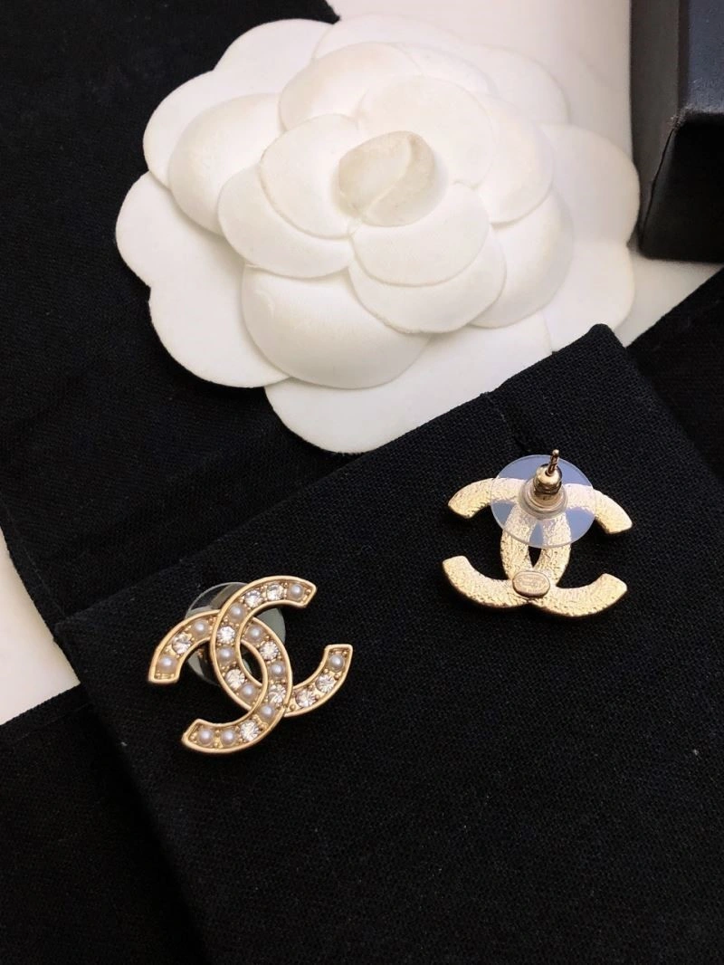 Vibrant Chanel Earrings 222487