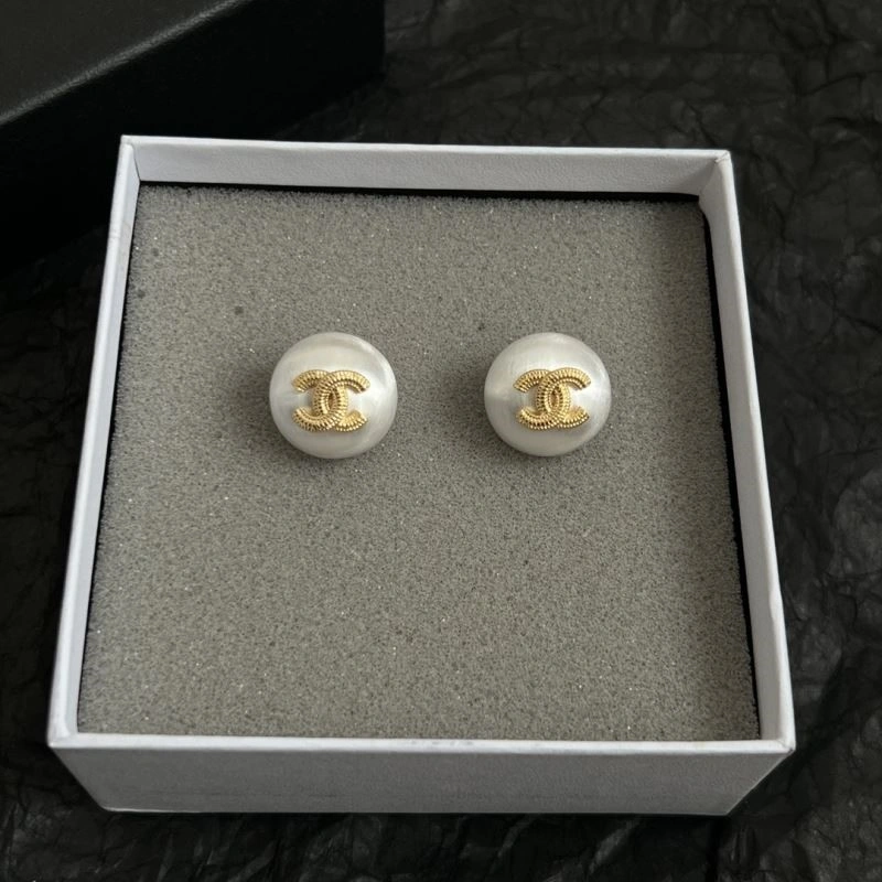 Chanel Earrings StreetReady 222485