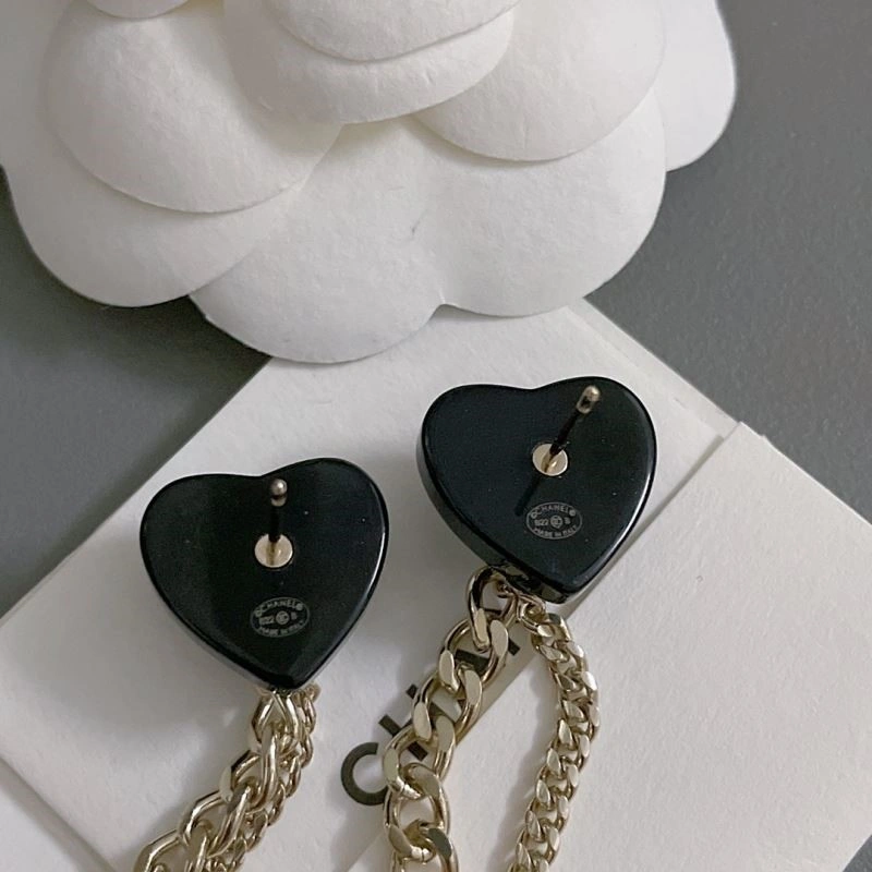 Chanel Earrings Refined 222471