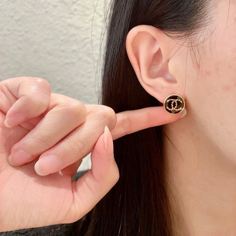 Chanel Earrings UrbanChic 222473