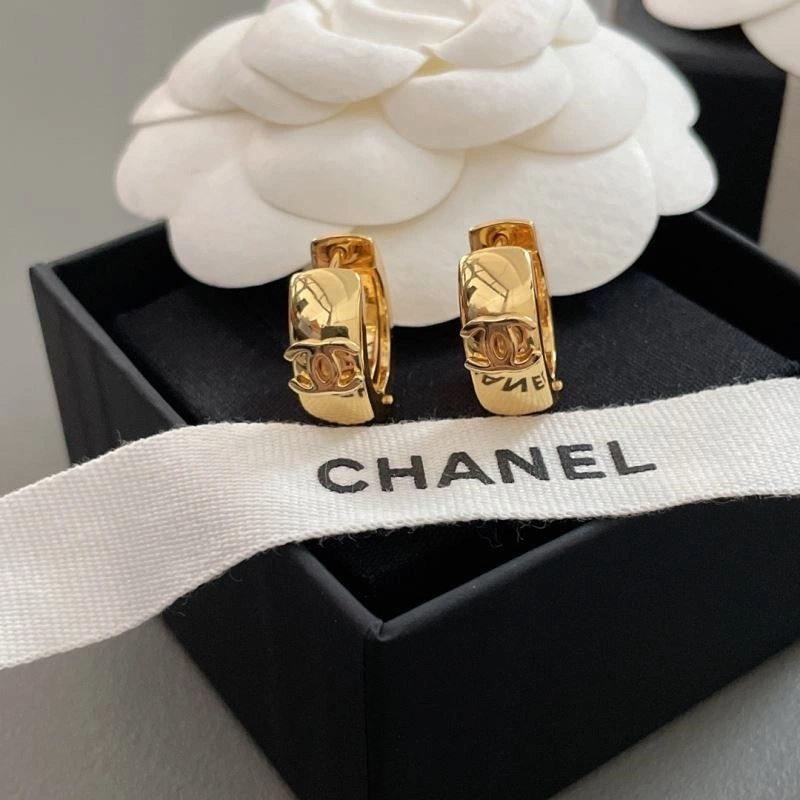 Sporty Chanel Earrings 222500