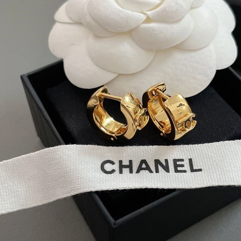 Sporty Chanel Earrings 222500