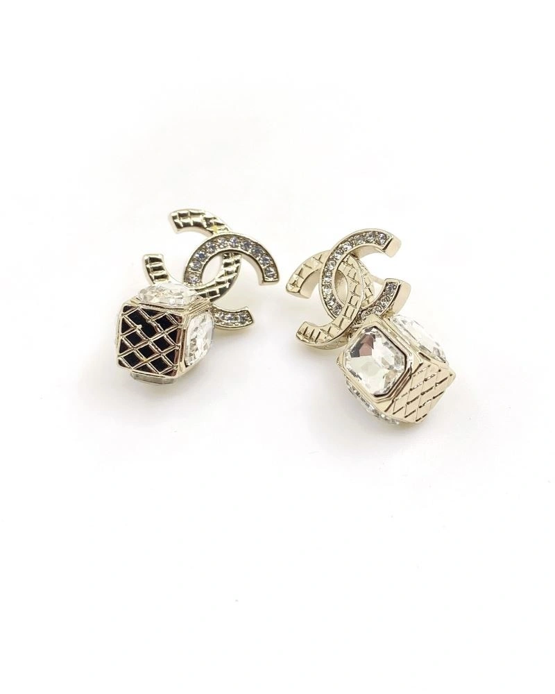 Chanel Earrings Compact 222475