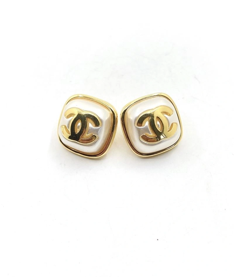 Chanel Earrings Refined 222452