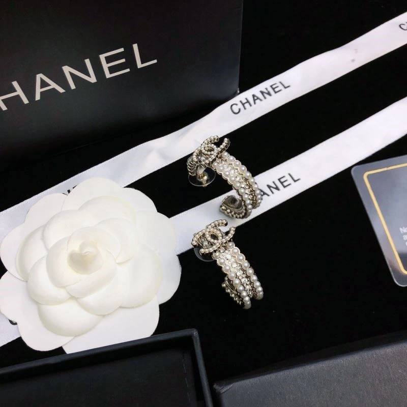 Chanel Earrings Sleek 222445