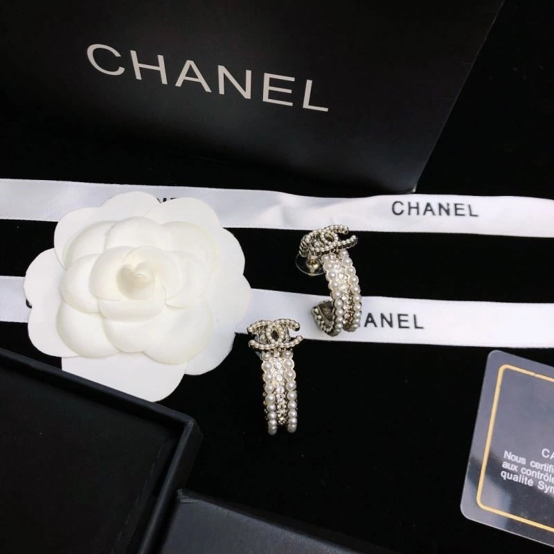 Chanel Earrings Sleek 222445