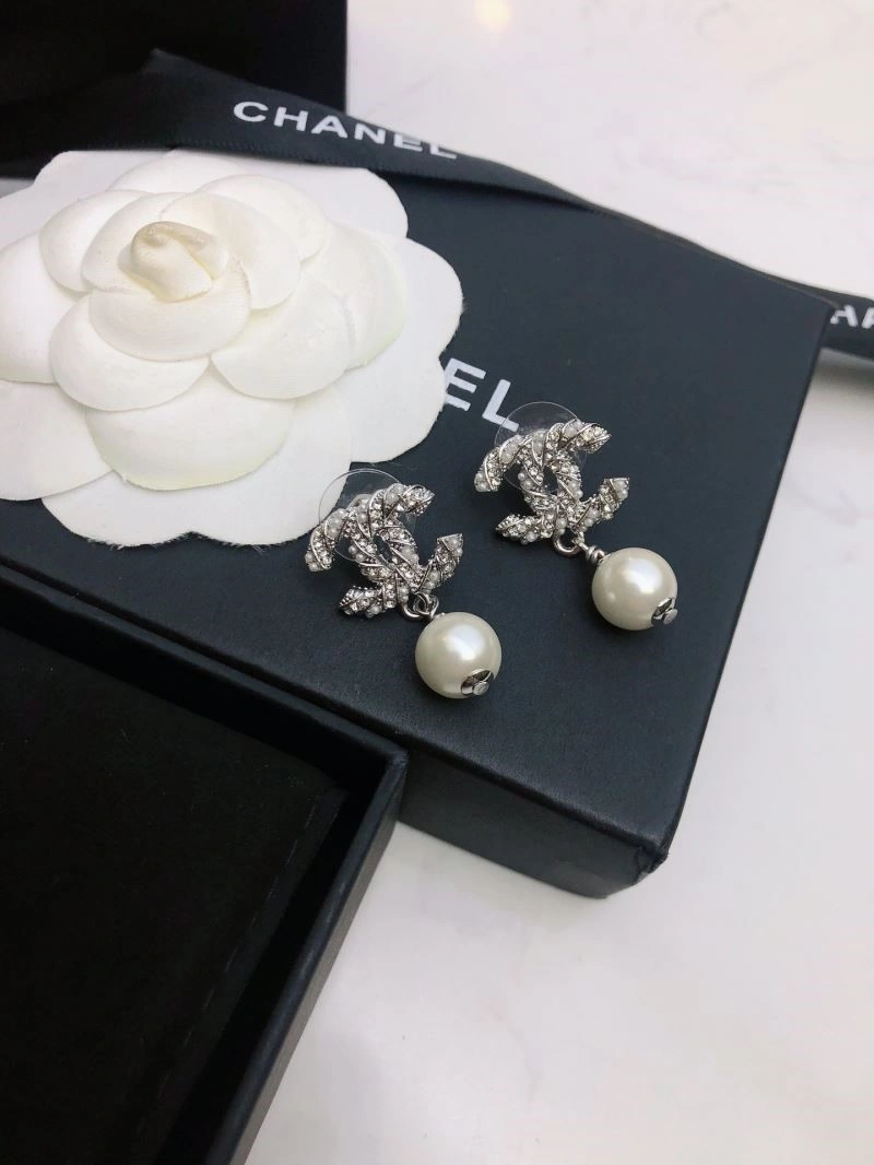 Breathable Chanel Earrings 222448