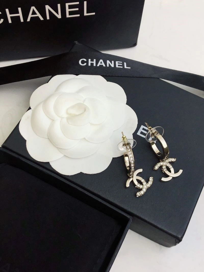 Chanel Earrings EyeCatching 222444