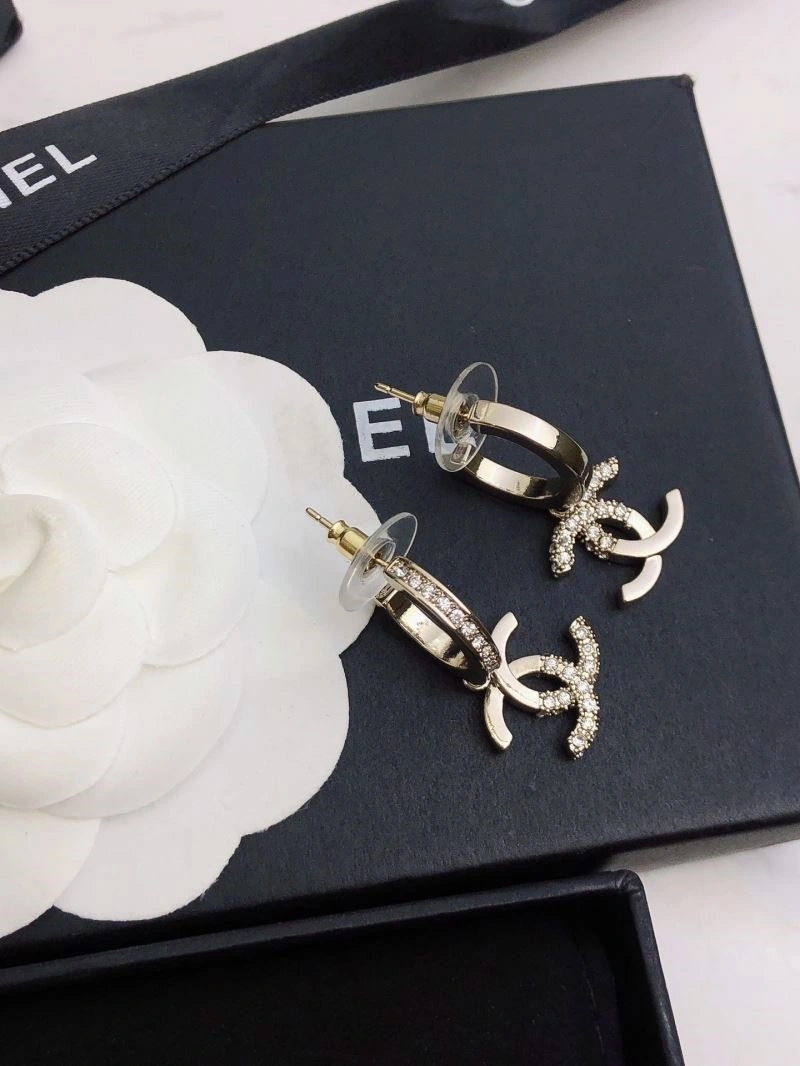 Chanel Earrings EyeCatching 222444