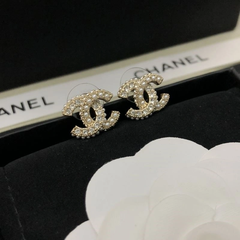 RelaxedFit Chanel Earrings 222426