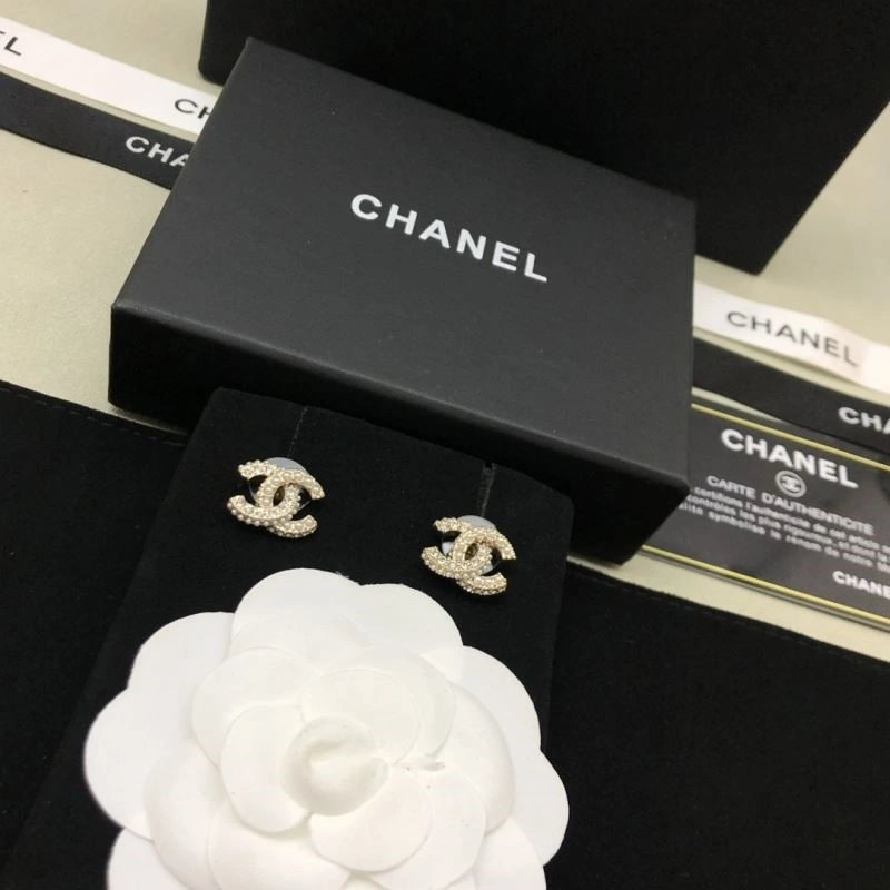 RelaxedFit Chanel Earrings 222426