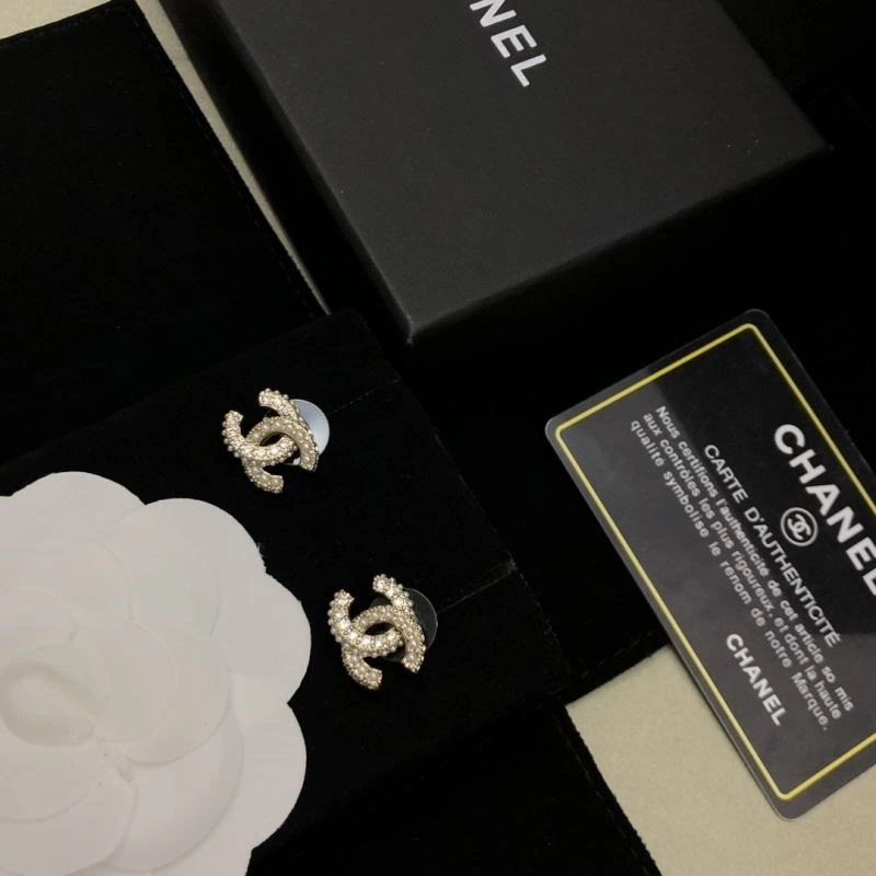 RelaxedFit Chanel Earrings 222426