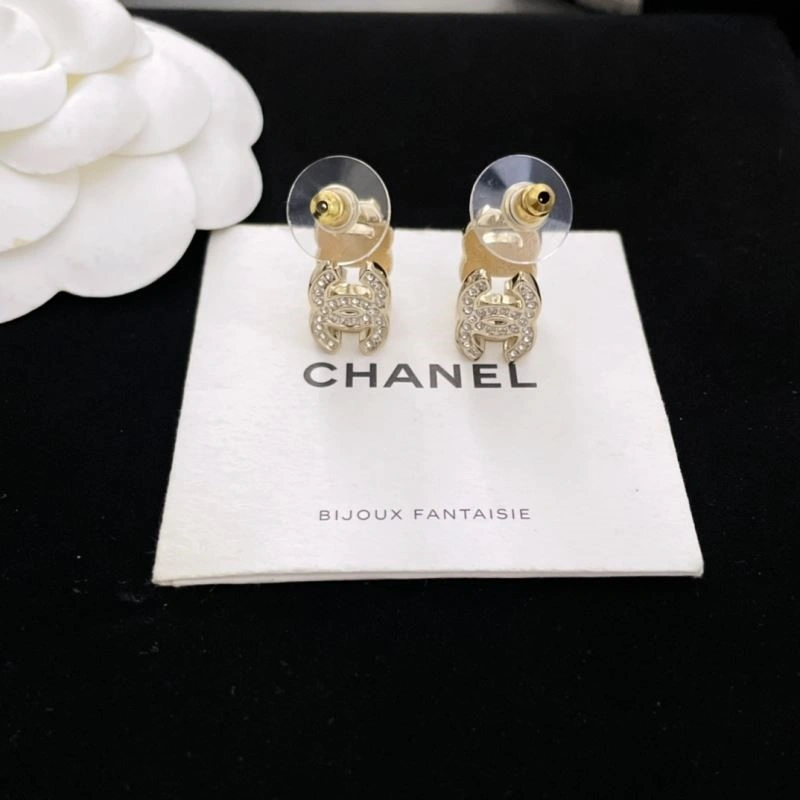 Chanel Earrings Packable 222429