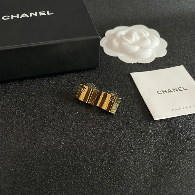 Chanel Earrings TimelessDesign 222441